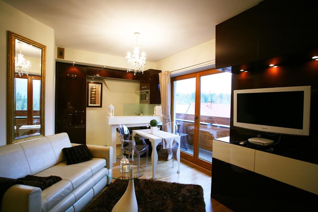 Apartament Glamour II Кошелско Стая снимка